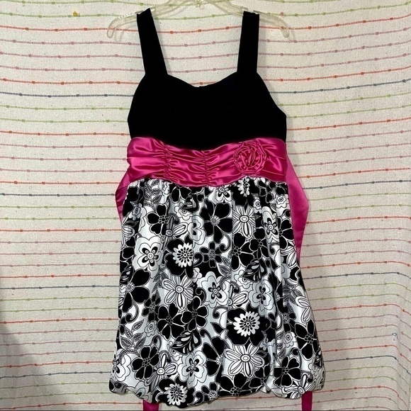 Bonnie Jean NWOT Big Girls Plus Size Black/White Shirred Waist Bubble Dress - Picture 3 of 10